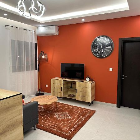 Luxueux Appartements - 2 Pieces Ou 4 Pieces - Quartiers Prises D'Almadies Et Ngor" Dakar Exterior photo