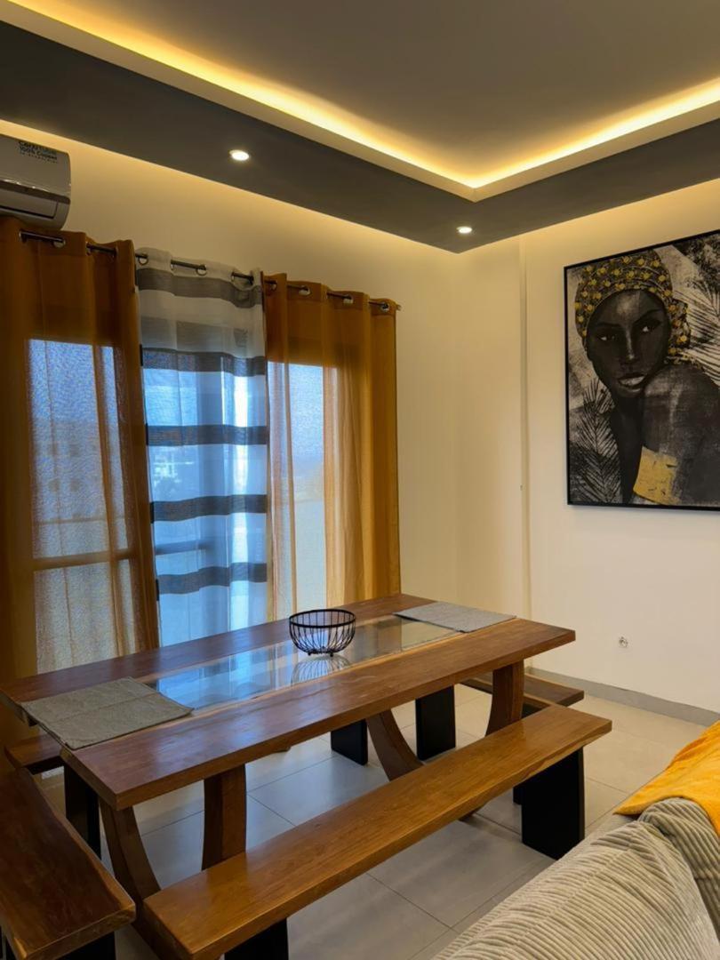 Luxueux Appartements - 2 Pieces Ou 4 Pieces - Quartiers Prises D'Almadies Et Ngor" Dakar Exterior photo