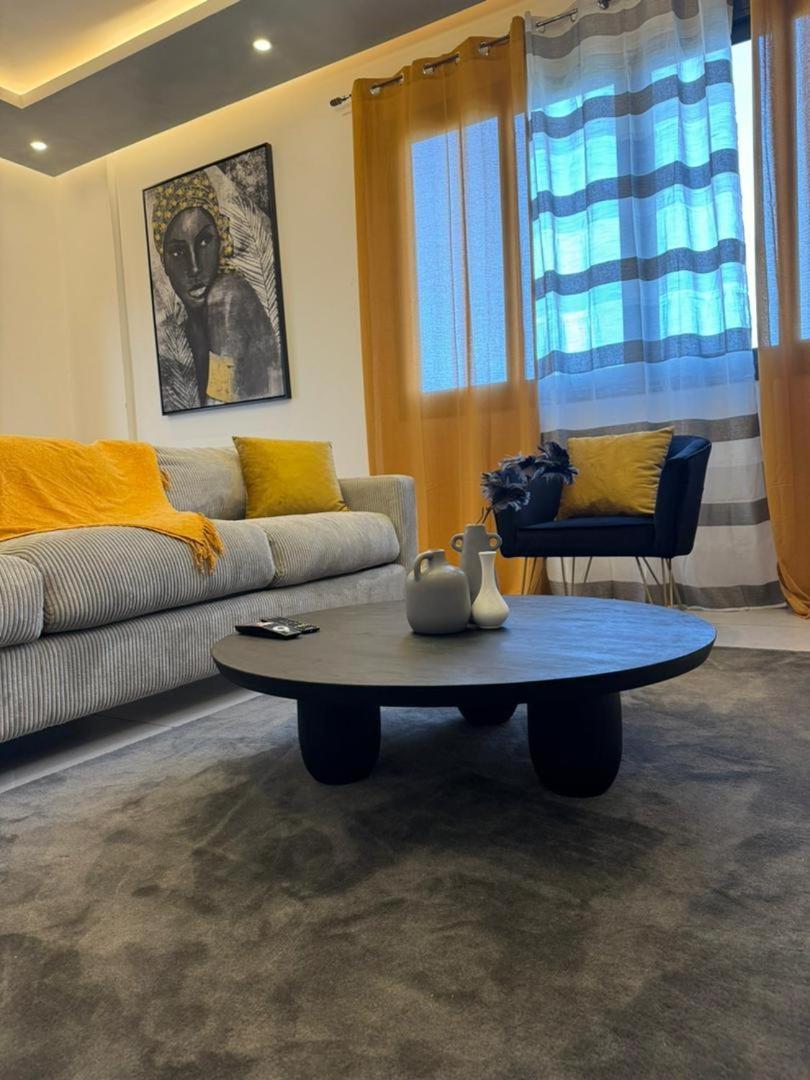 Luxueux Appartements - 2 Pieces Ou 4 Pieces - Quartiers Prises D'Almadies Et Ngor" Dakar Exterior photo