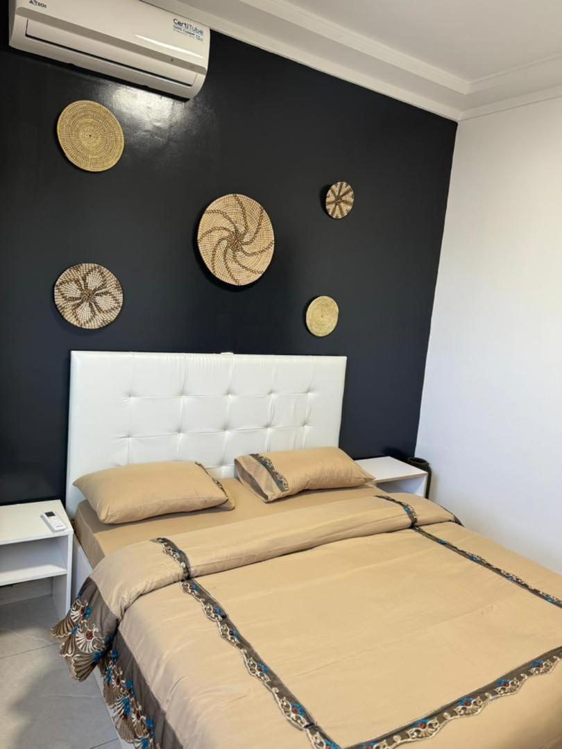 Luxueux Appartements - 2 Pieces Ou 4 Pieces - Quartiers Prises D'Almadies Et Ngor" Dakar Exterior photo